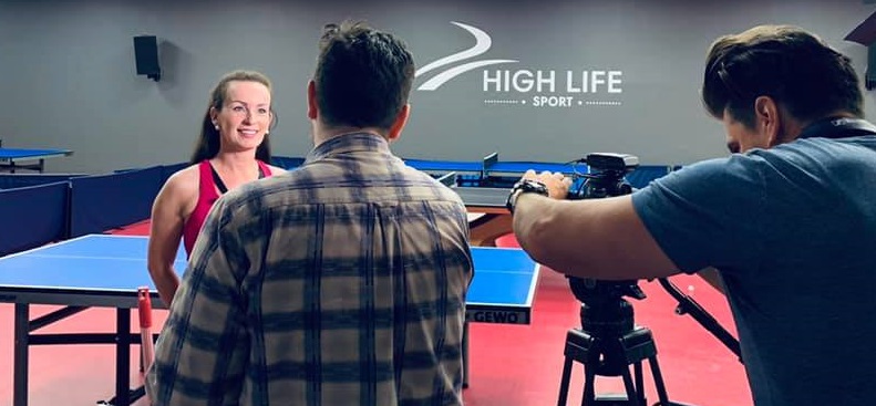 Szatmári Orsi a High Life Pingpong teremben